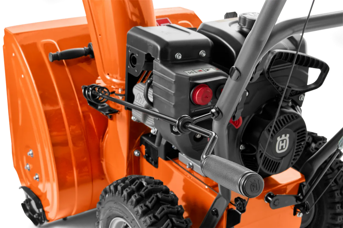 Husqvarna ST 124 lumilinko – kaksivaiheinen lumilinko kevyisiin ja keskivaativiin lumiolosuhteisiin