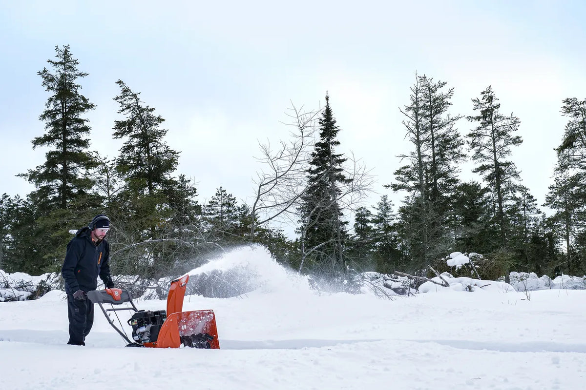 Husqvarna ST 124 lumilinko – kitkalevyvaihteistolla varustettu lumilinko