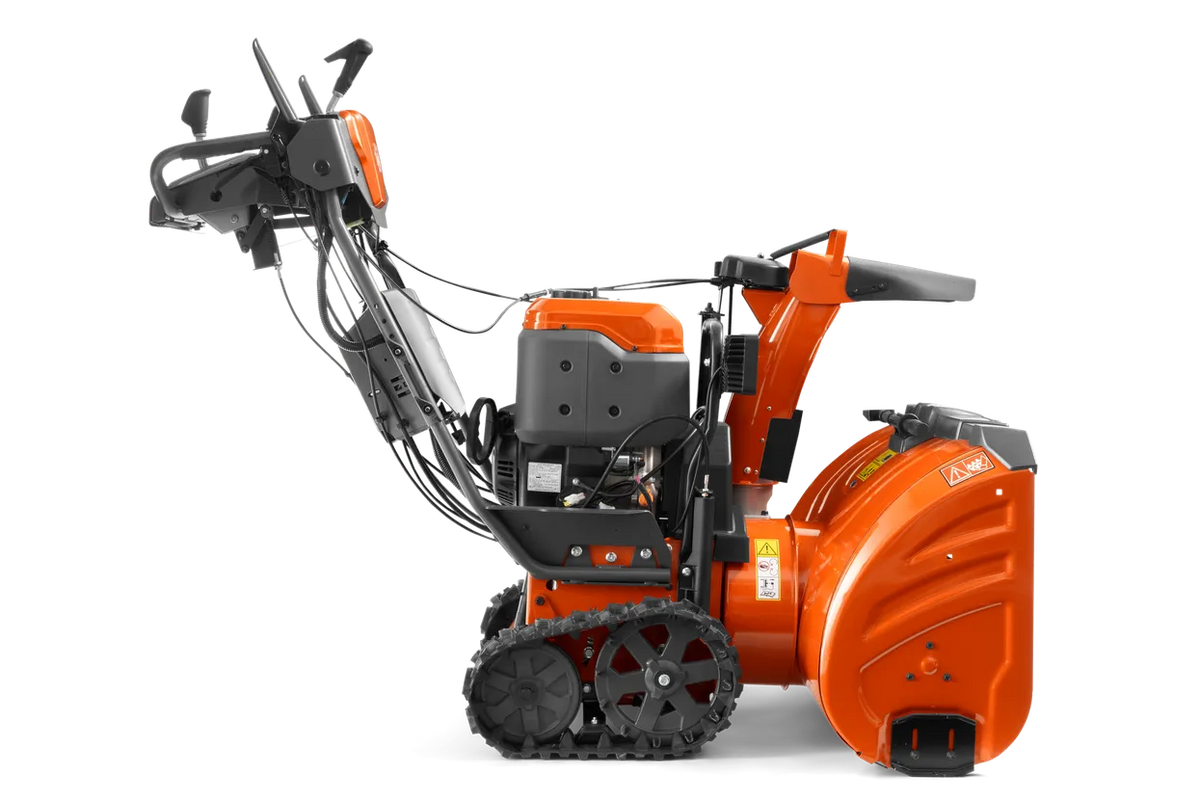 Husqvarna ST 430T lumilinko – kestävä ratkaisu jalkakäytävien ja ajoväylien puhdistamiseen