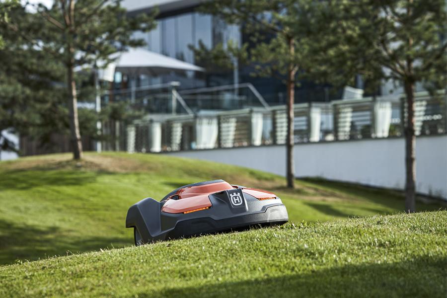 Husqvarna Automower 550 EPOS robottiruohonleikkuri