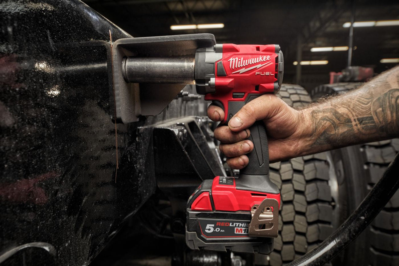 Milwaukee M18 akkutyökalut soveltuvat tehtäviin, joissa työkaluilta vaaditaan tehoa, hyvää käsiteltävyyttä ja korkeaa laatua.