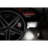 Bluetooth kaiutin / led valaisin 400 - 1300 lumen