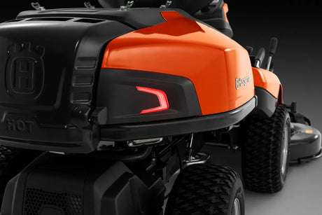Husqvarna Rider R 316TsX AWD -ajoleikkuri BioClip- ja taaksepuhallustoiminnoilla