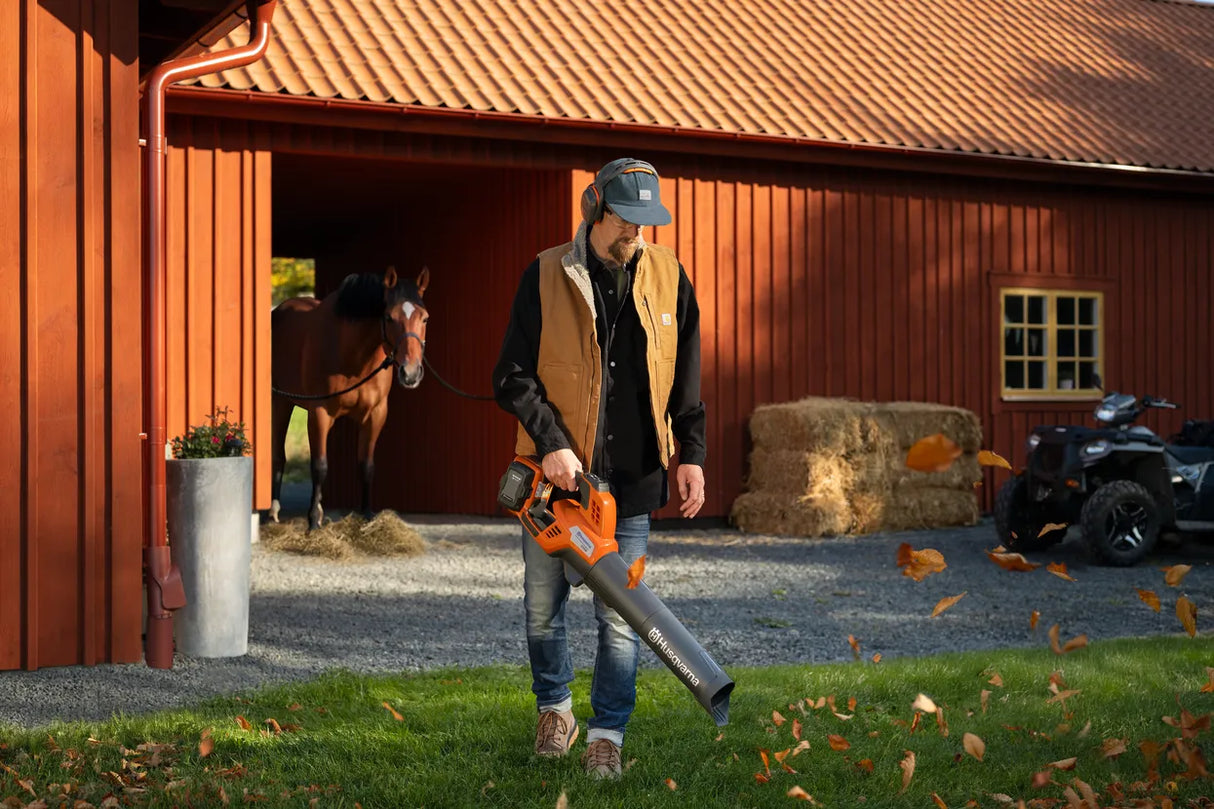 Husqvarna 335iB akkupuhallin runko