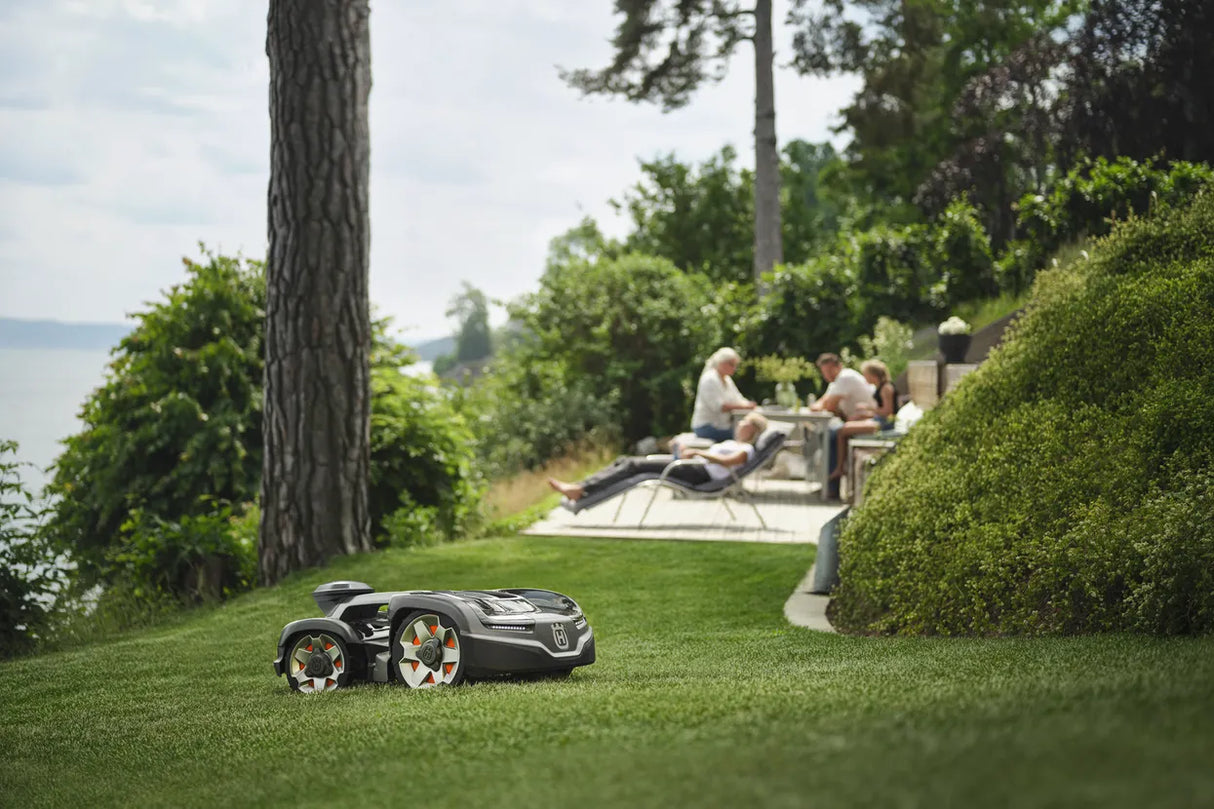 Husqvarna Automower 435X AWD NERA robottiruohonleikkuri