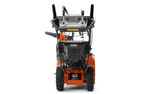 Husqvarna ST 430 lumilinko lähikuvassa – hydrostaattinen voimansiirto ja vankka rakenne