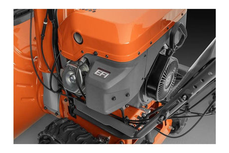 Husqvarna ST 430T lumilinko teräksisellä käyttökonsolilla ja tehokkaalla moottorilla