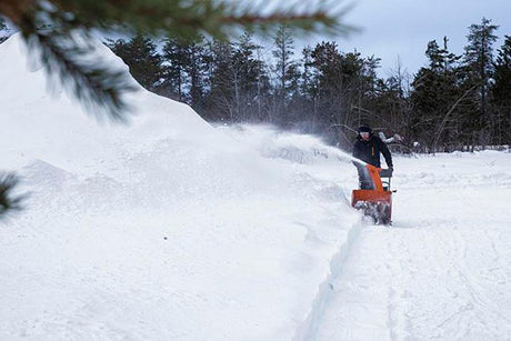 Husqvarna ST 124 lumilinko