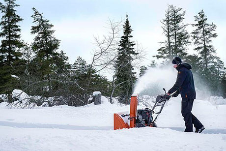 Husqvarna ST 124 lumilinko
