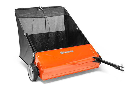 Husqvarna Sweeper 44"