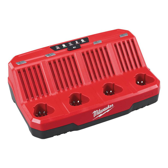 Milwaukee M12 C4 nelipaikkainen laturi