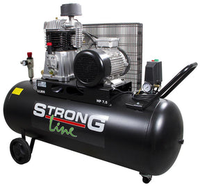 Paineilmakompressori 3-V 7,5 hp 925 l / 200 l musta